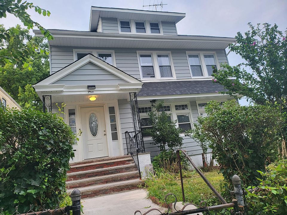 1st image of 2 Vernon Pl #2