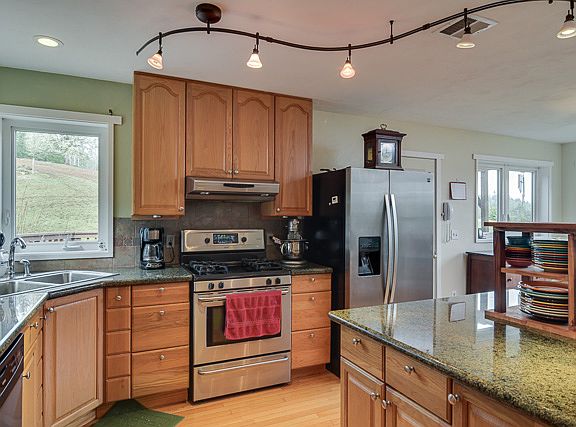 5th image of 81150 Beach Road
