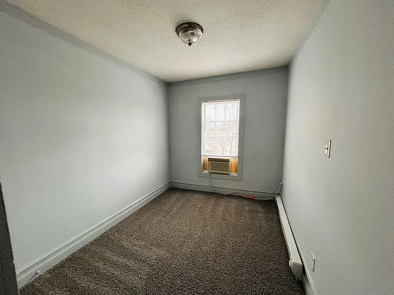 308 W Kivett St — Photo 34