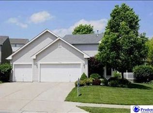 5706 S 158th St, Omaha, NE 68135