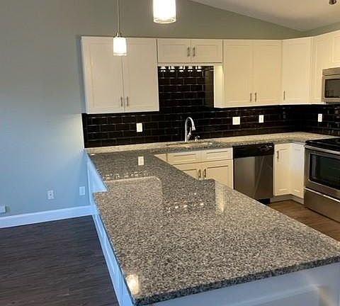 3rd image of 4922 Grigsby Gate Way