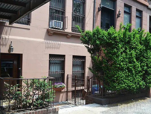 Rented by Bellmarc Realty | media 39