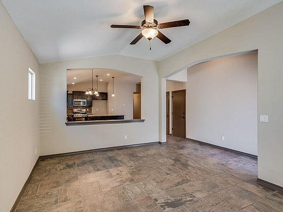 4th image of 3216 Merry Meadow Pl