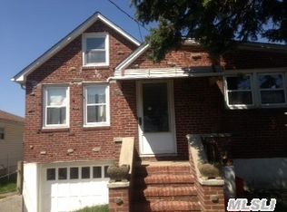 104 Clement Ave, Elmont, NY 11003