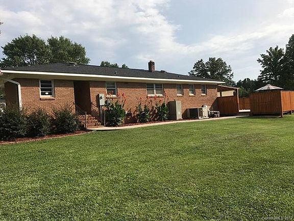3rd image of 5218 Knopf Dr