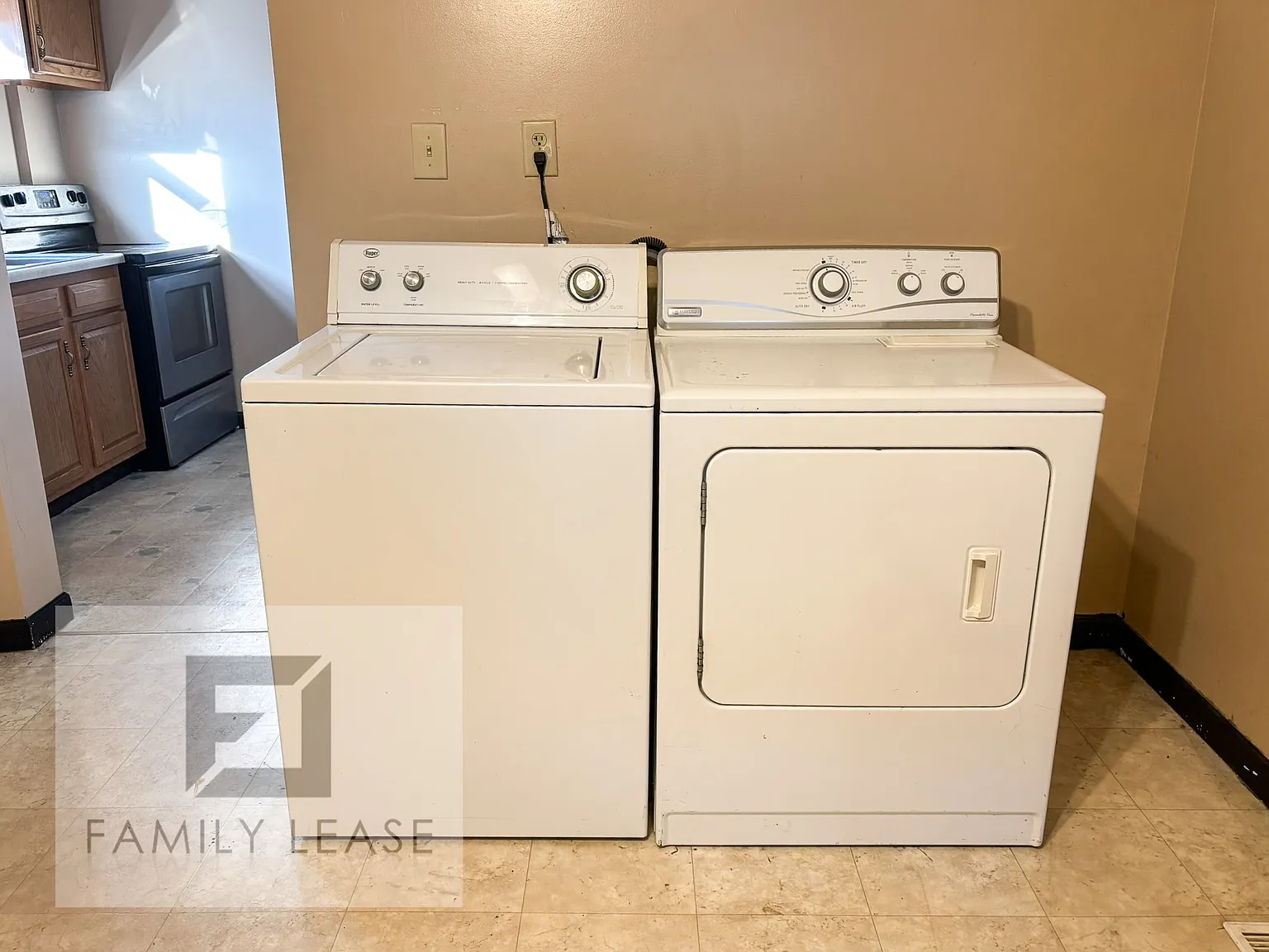 2 bed, 820 sqft, $775 — Photo 4