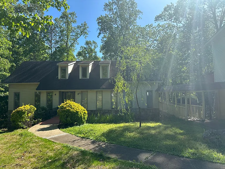 1511 Old Mill Xing — Photo 1