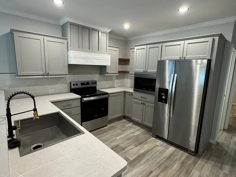 Lakeshore Landings — Photo 44
