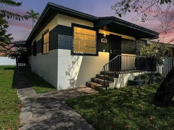 1735 NW 51st St, Miami, FL 33142