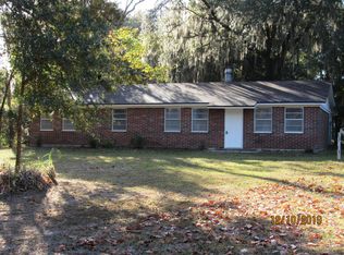 570 Arthur Moore Dr, Green Cove Springs, FL 32043