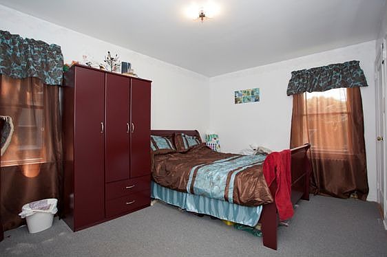 5th image of 8416 258th St