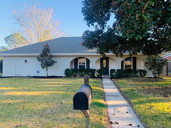 2nd image of 201 Montgomery Dr