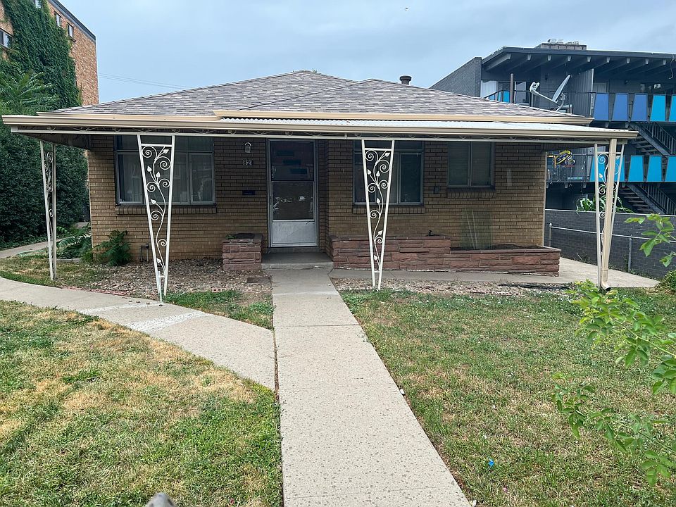 1st image of 821 N Dexter St #821