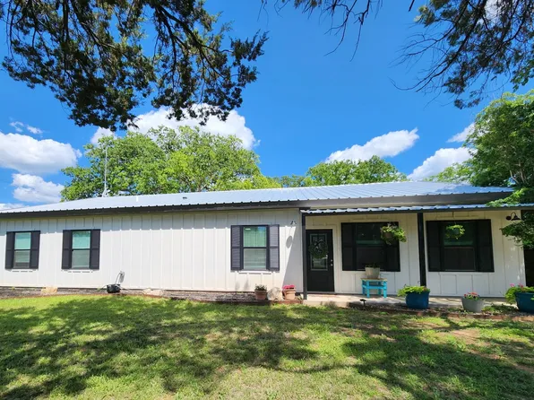 2055 Highway 589, Sidney, TX 76474