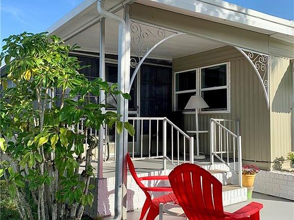 2nd image of 634 Forest Palm Ct
