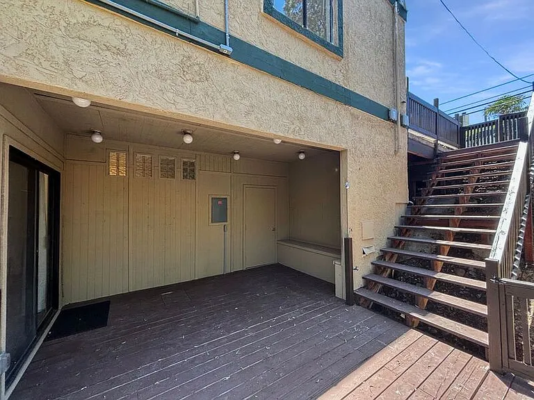 3095 Boundary St — Photo 22