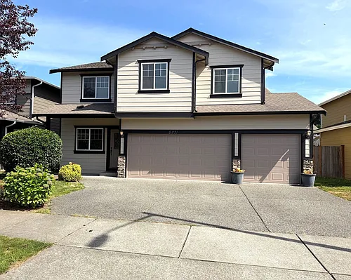 5831 122nd Pl NE Photo 1