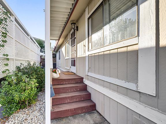 2nd image of 5505 Southside Ranch Rd #3