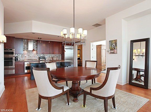5th image of 849 N Franklin St Unit 1510
