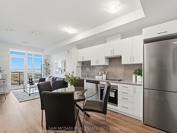 3rd image of 461 Green Rd #1012