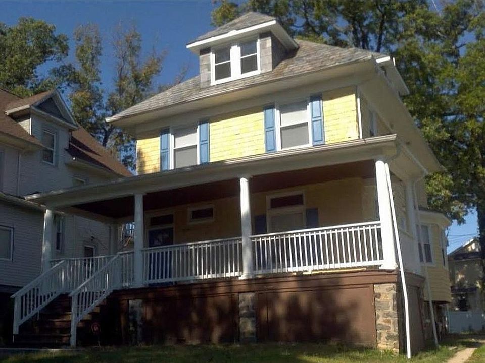 1st image of 3210 Carlisle Ave
