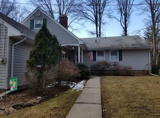 3 Black Birch Rd, Scotch Plains, NJ 07076