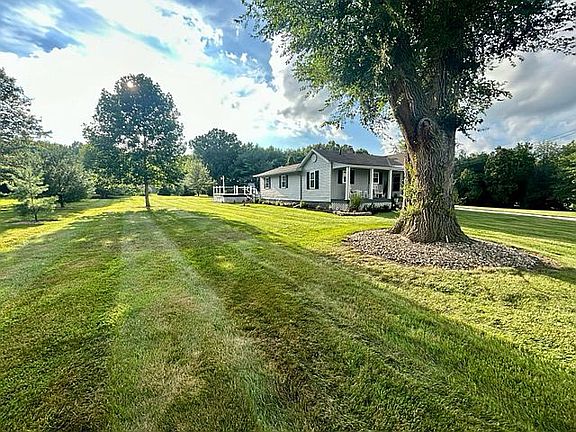 2nd image of 9802 Quarry Rd