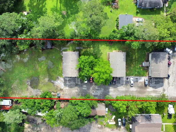 9211 N Green River Dr #6, Houston, TX 77078