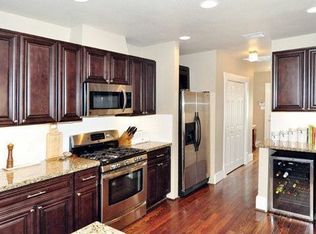 1131 Adele St, Houston, TX 77009