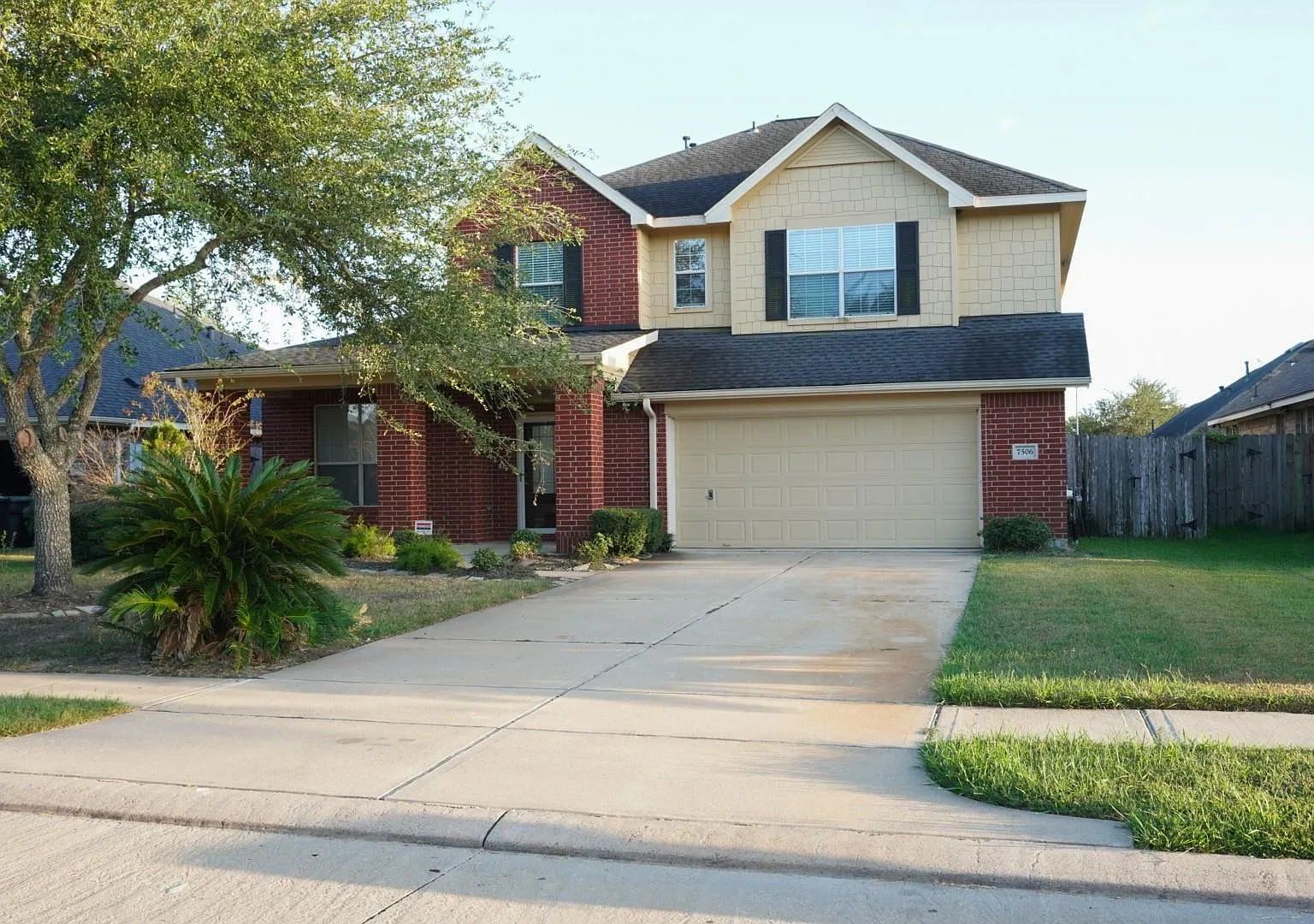 4 bed, 3.5 bath, 2915 sqft, $3,300 — Photo 3