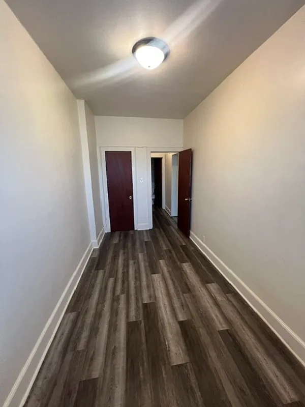 1 bed, 1.0 bath, $899 — Photo 4