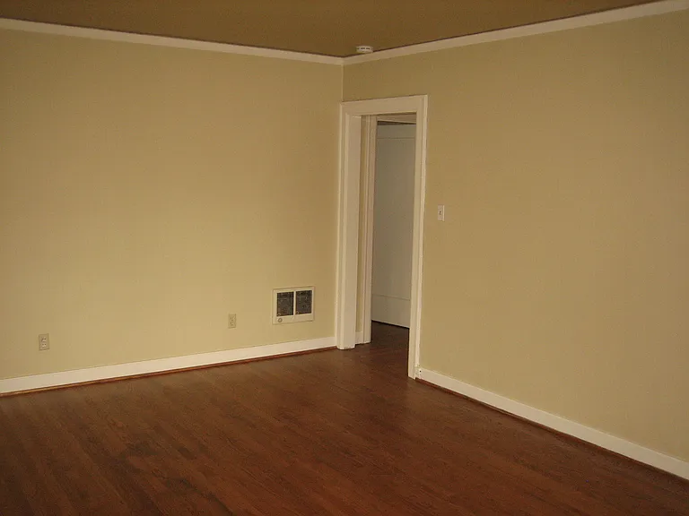 4010 NE Hancock St #120 — Photo 5