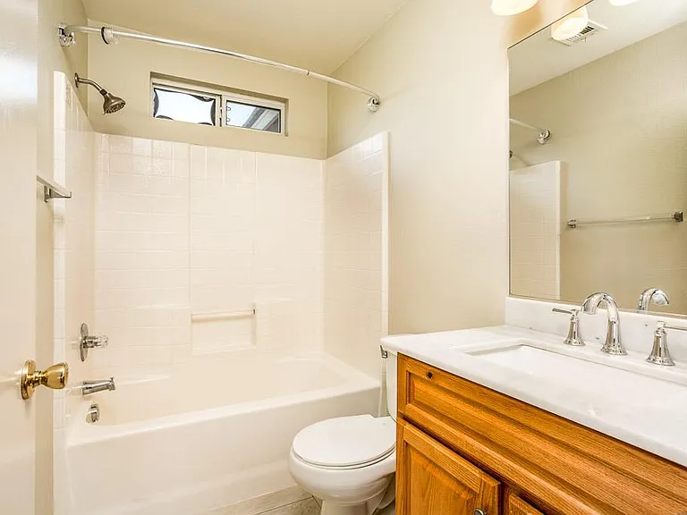 2609 Los Palos St — Photo 11
