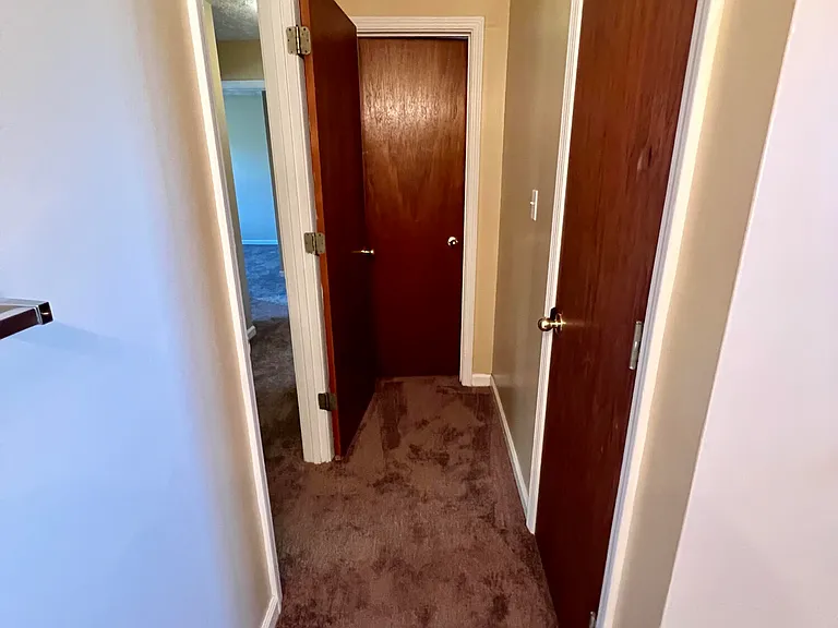 3327 Wood Valley Ct — Photo 20