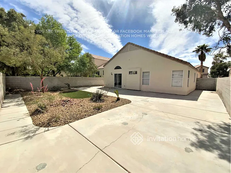 9578 Lavarun Ct — Photo 14