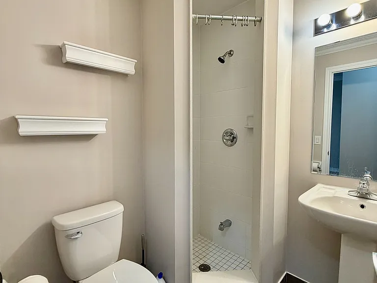 7730 Kipling Ave #909 — Photo 10