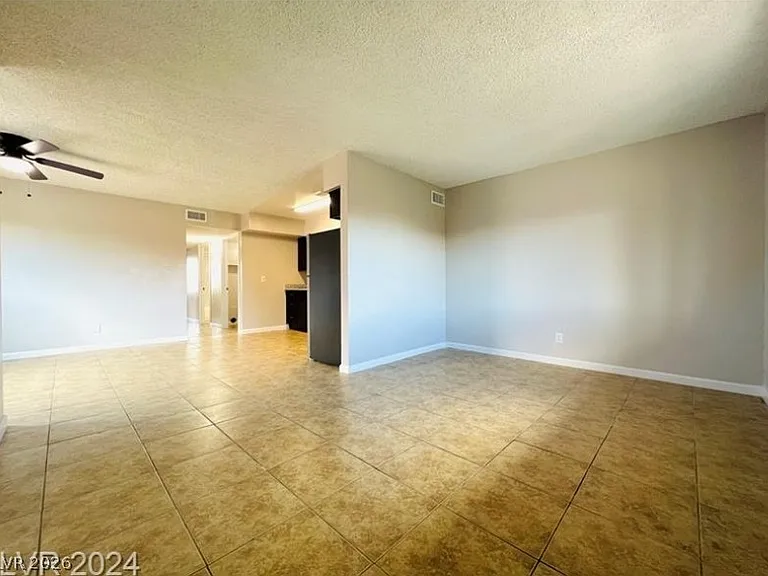 2920 Siki Ct #C — Photo 6
