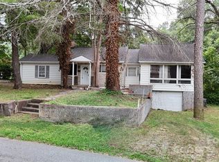 903 W Davidson Ave, Gastonia, NC 28052