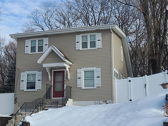 2nd image of 1762 Edgerton St