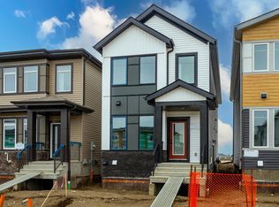 715 30th St NW, Edmonton, AB T6T 2H1
