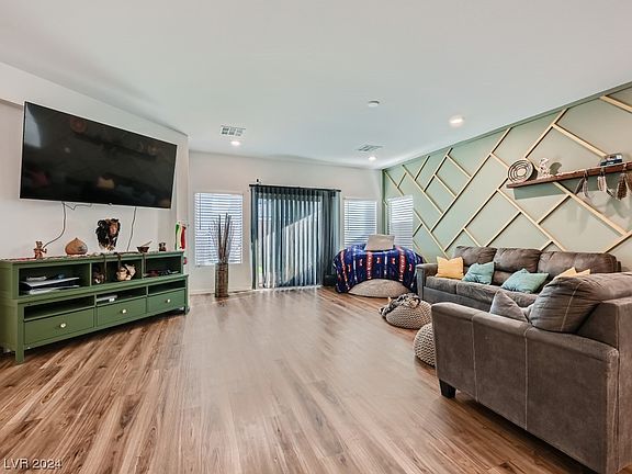 4th image of 6815 Tangled Vines Ave