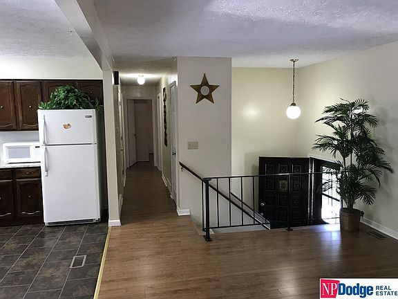 5th image of 11810 S 34th St