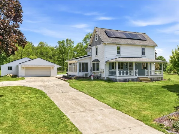 6238 Huron St, Transfer, PA 16154