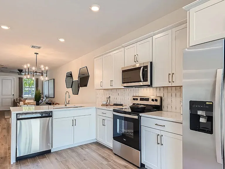 135 SW 171st Ln #135 — Photo 8