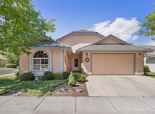1831 NW Nickernut Pl, Redmond, OR 97756