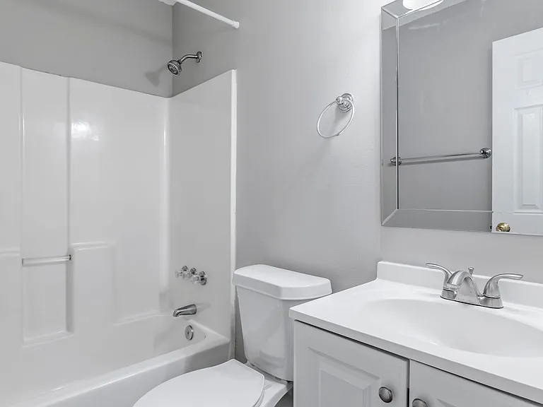 1811 Cody Ave — Photo 23