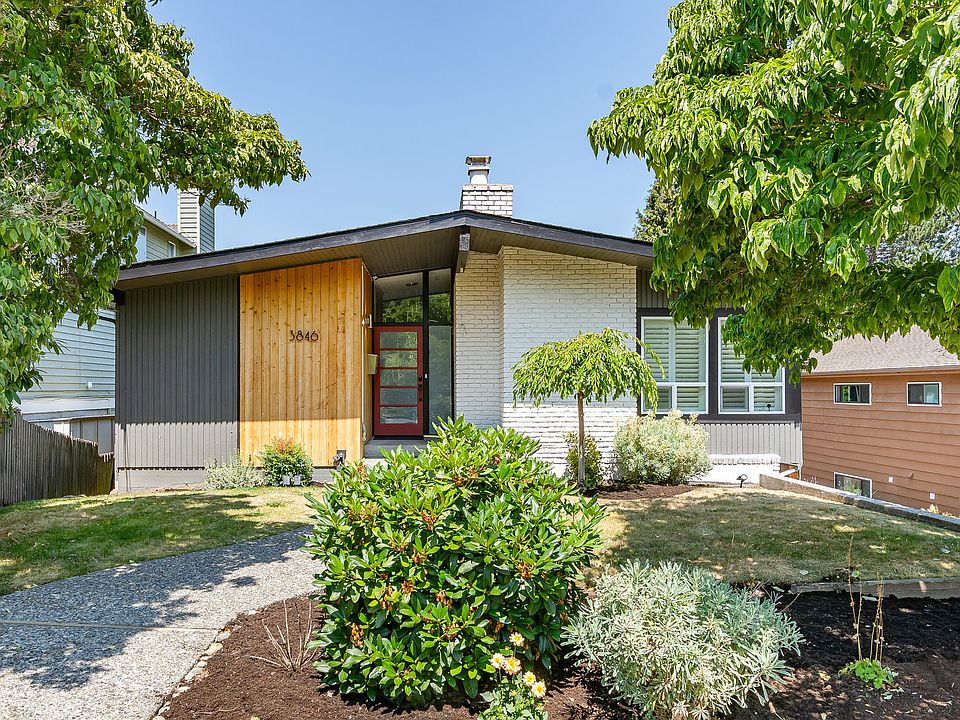 1st image of 3846 NE 94th St