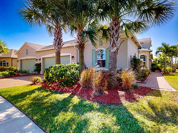 4th image of 12872 SW Lake Fern Circle