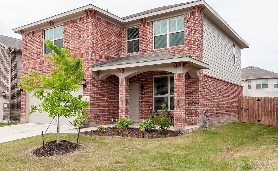 Welcome home - beautiful 3 bedroom home with large back yard