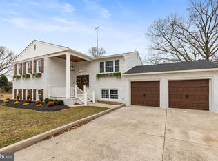 711 N Chew Rd, Hammonton, NJ 08037